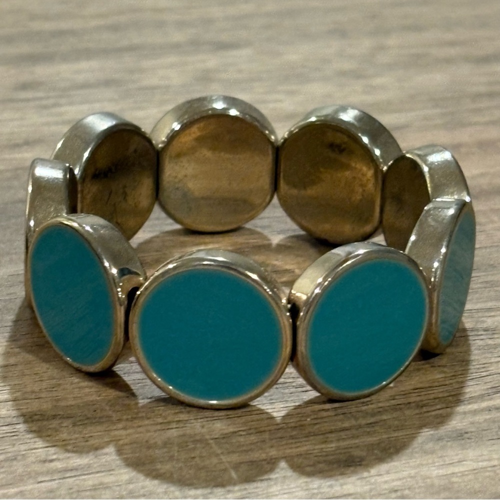 Lot of 2 Elegant Stretch Bracelets - Picture 2 of 5